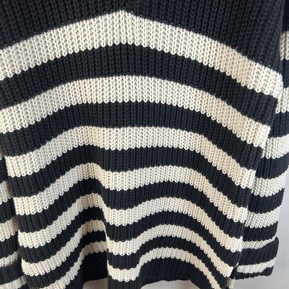 ICHA Sweater Women’s M Black White Stripe Chunky Oversized NWT - Picture 5 of 12